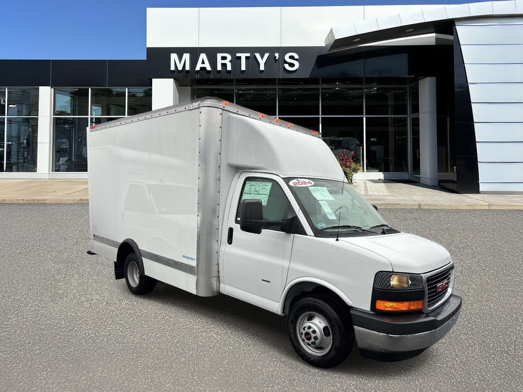 Used 2024 GMC Savana 3500 w/ Power Convenience Package