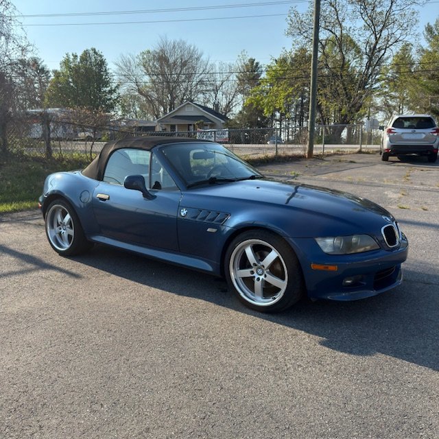 Used 2001 BMW Z3 2.5i