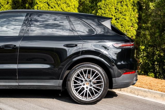 2022 Porsche Cayenne Platinum Edition