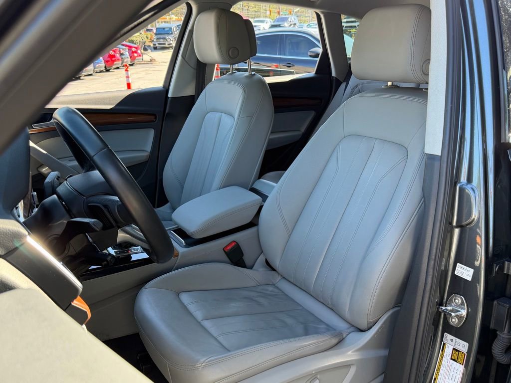 2022 Audi Q5 2.0T Premium