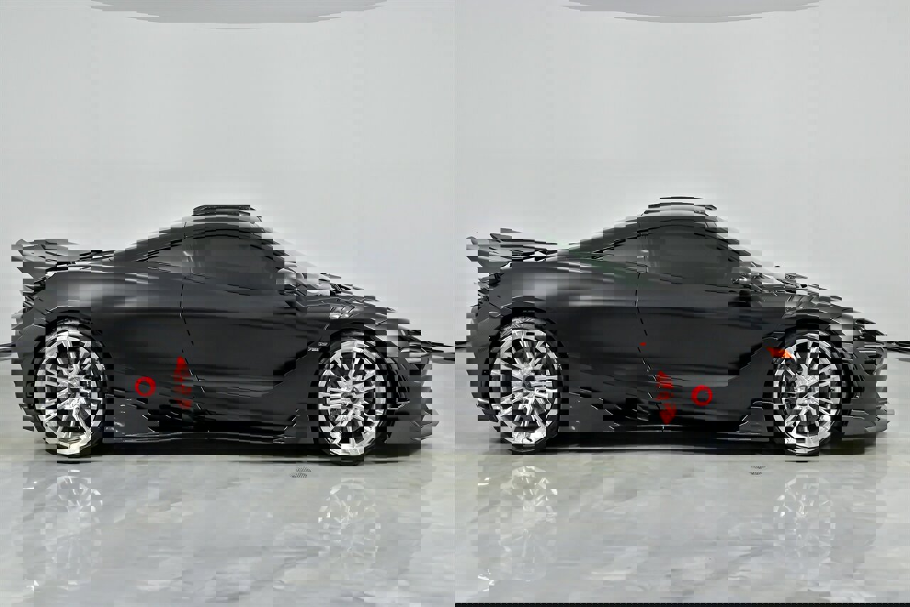 Used 2018 McLaren 720S Performance photo 17