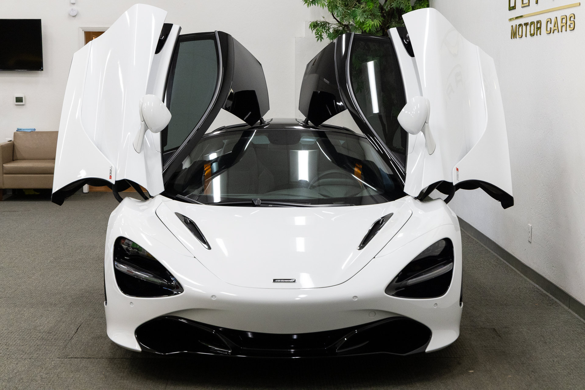 Used 2019 McLaren 720S Luxury photo 22