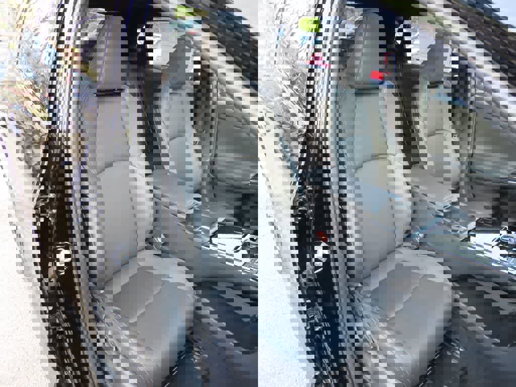 2023 Toyota bZ4X Limited