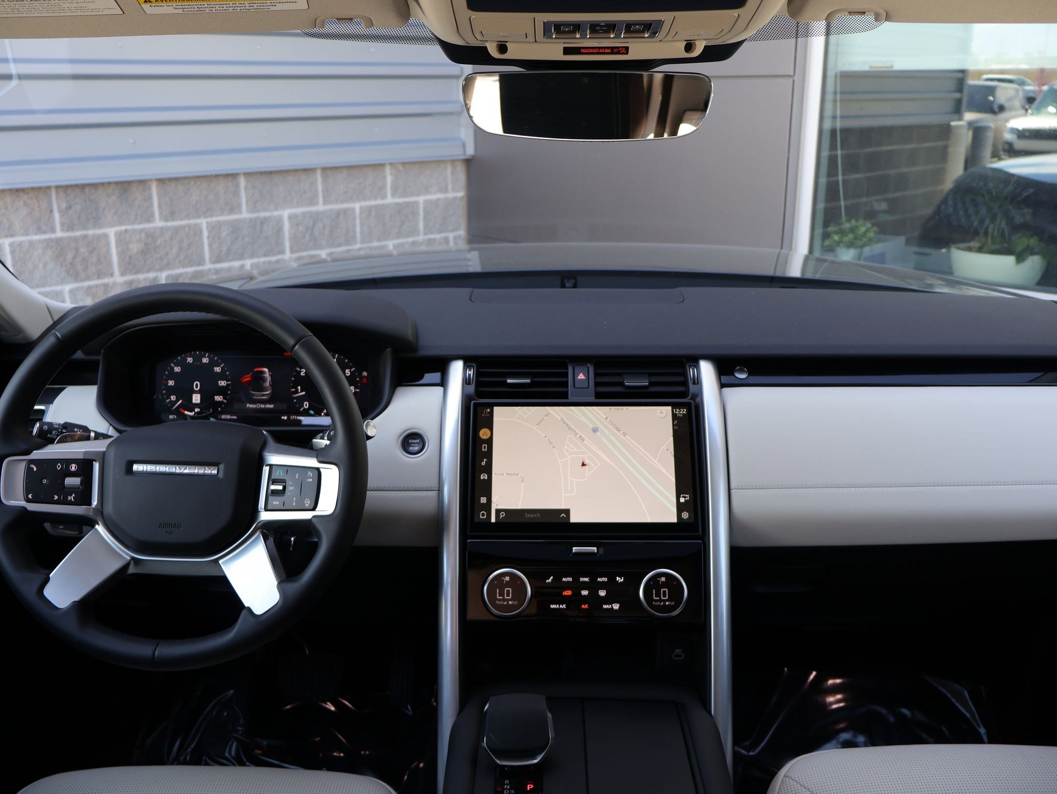 2025 Land Rover Discovery S