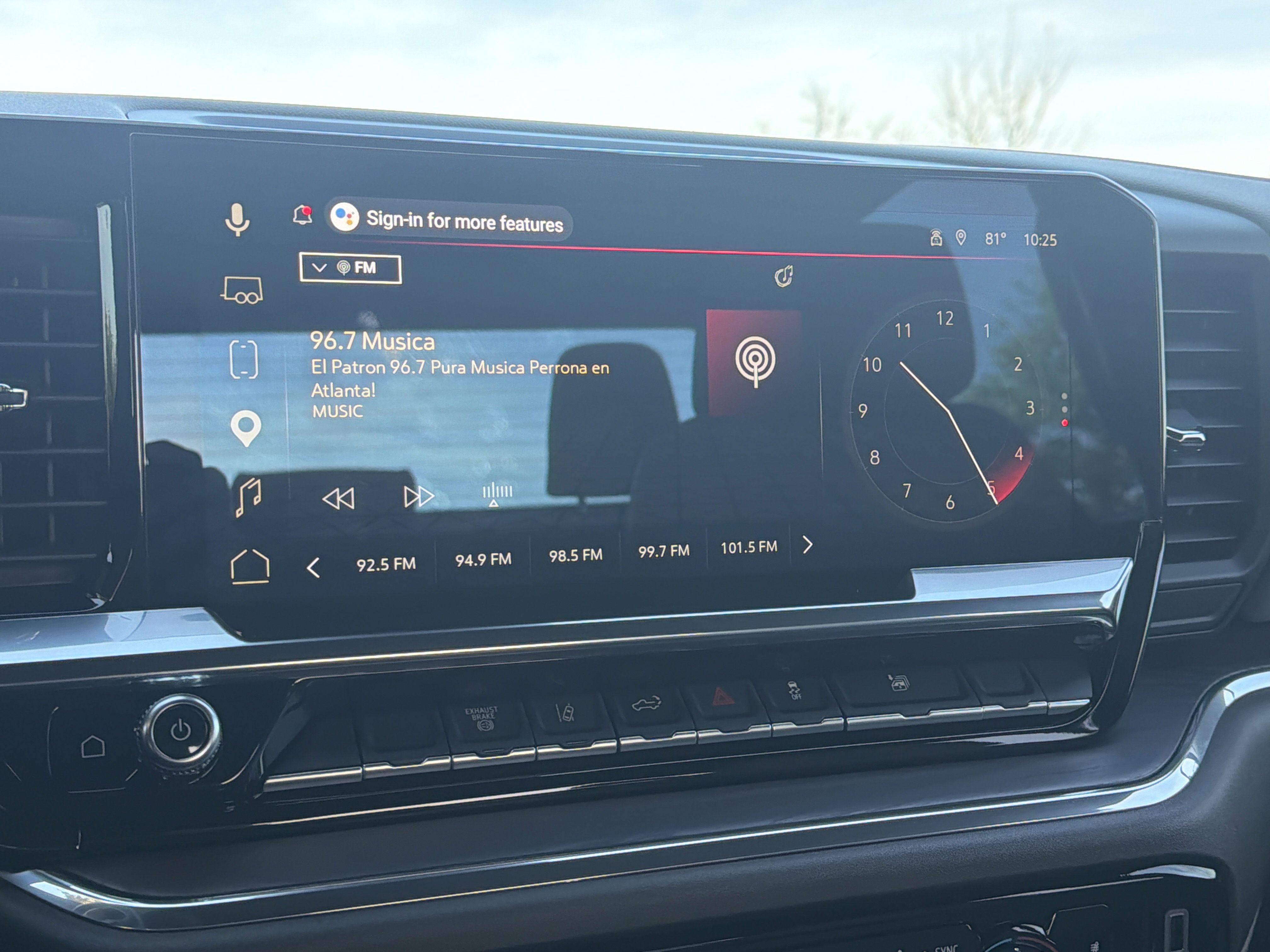 2025 GMC Sierra 2500 SLT