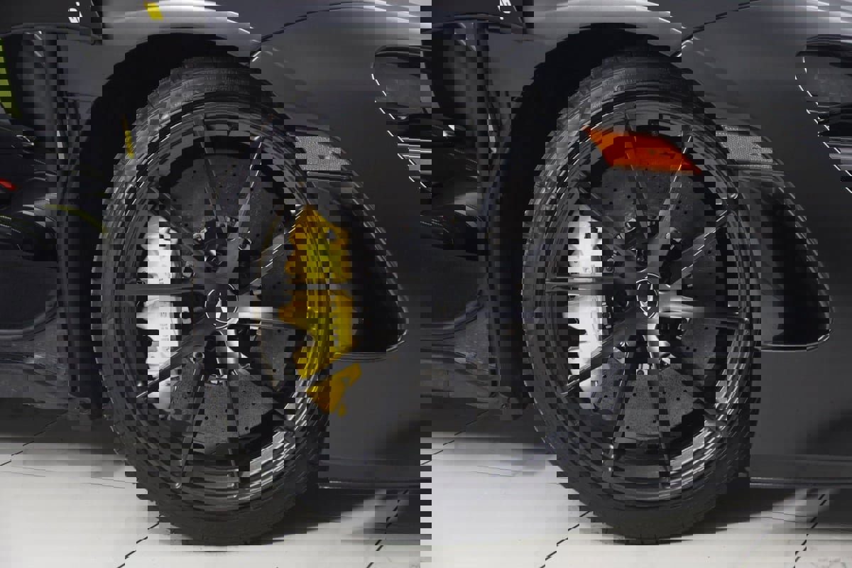 Used 2022 McLaren 720S Performance photo 18