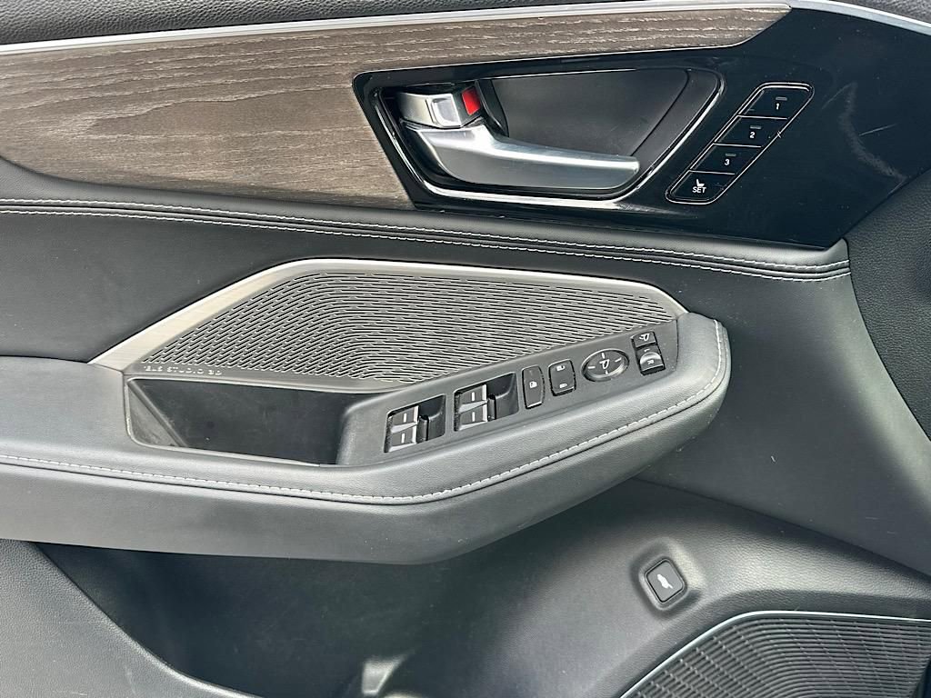 2023 Acura MDX SH-AWD w/ Advance Package