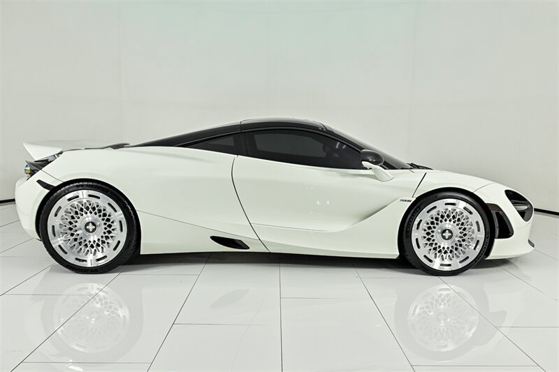 Used 2021 McLaren 720S photo 16