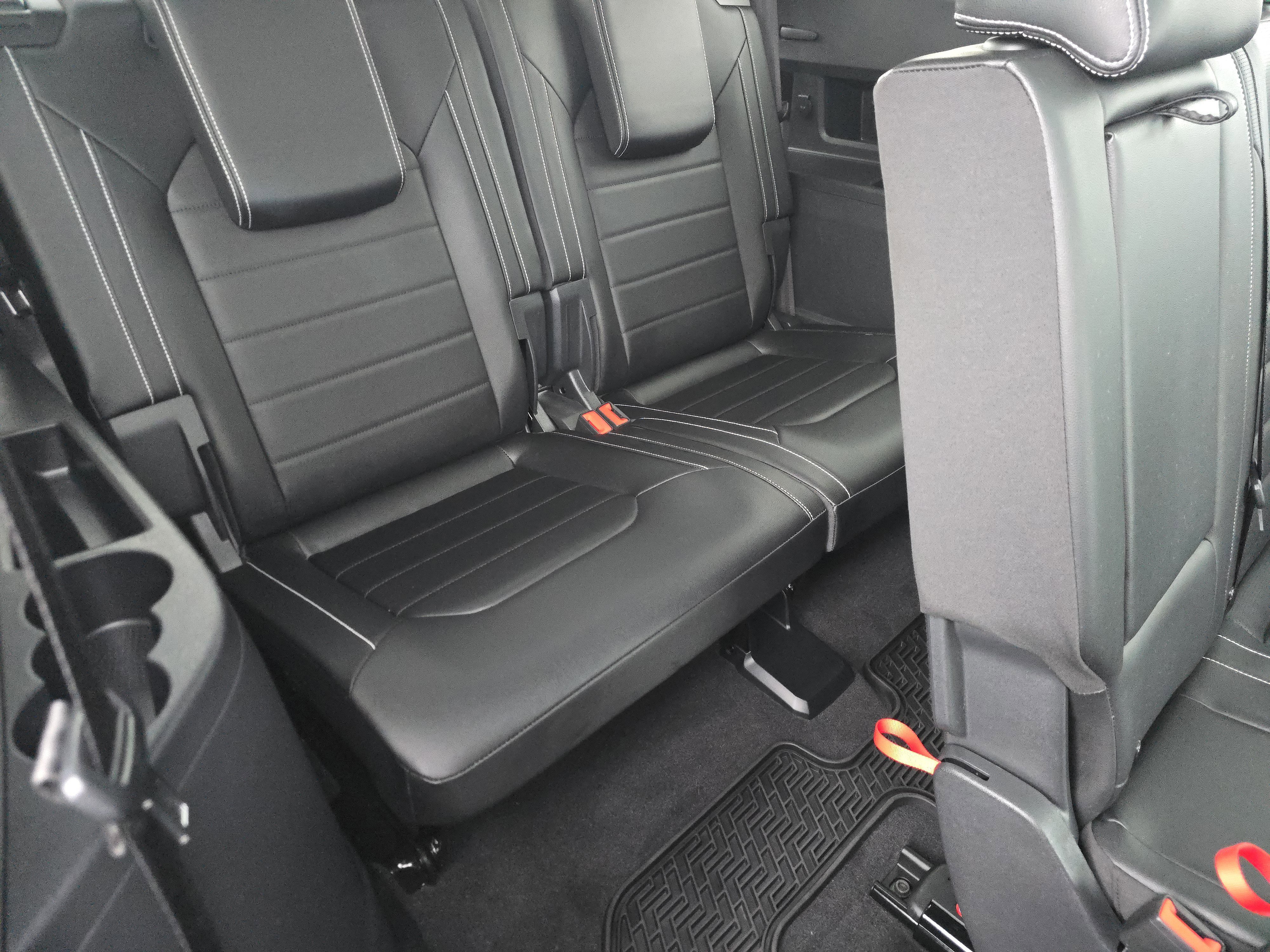 2023 Volkswagen Atlas SEL Premium