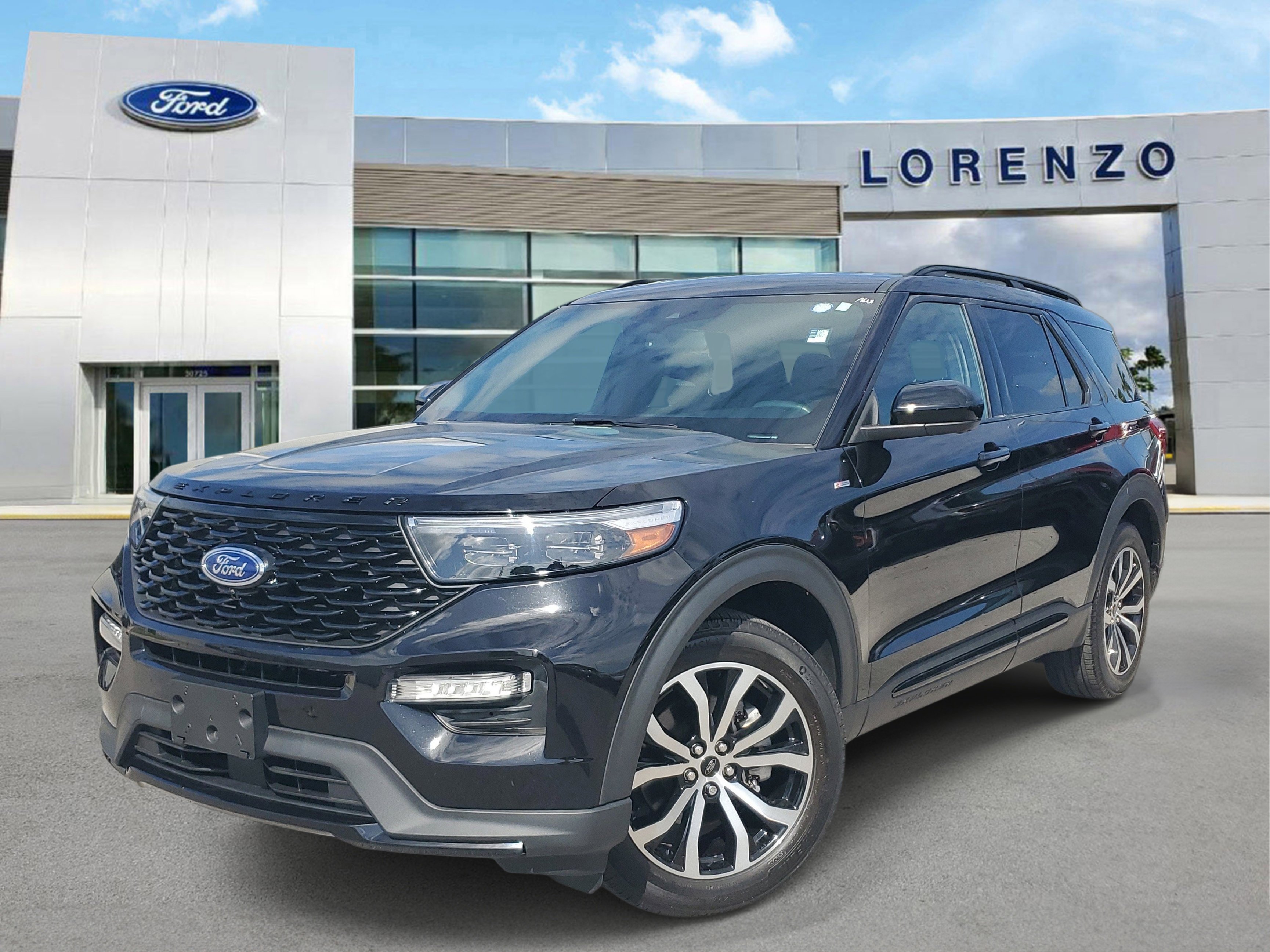 Certified 2023 Ford Explorer ST-Line w/ Class IV Trailer Tow Package