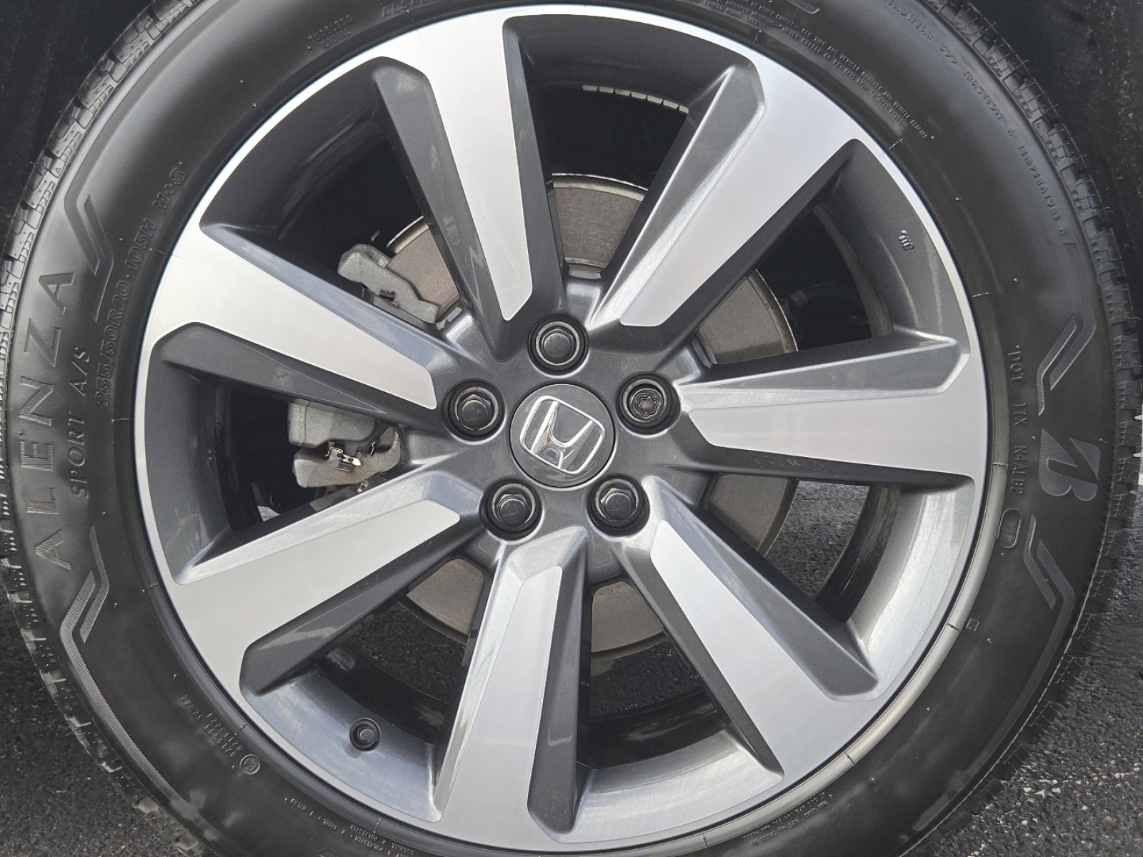 2025 Honda Pilot Touring