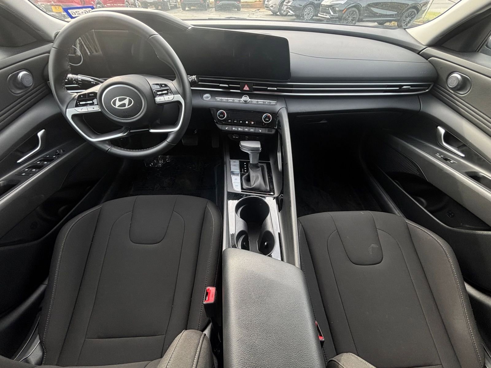 2025 Hyundai Elantra SEL