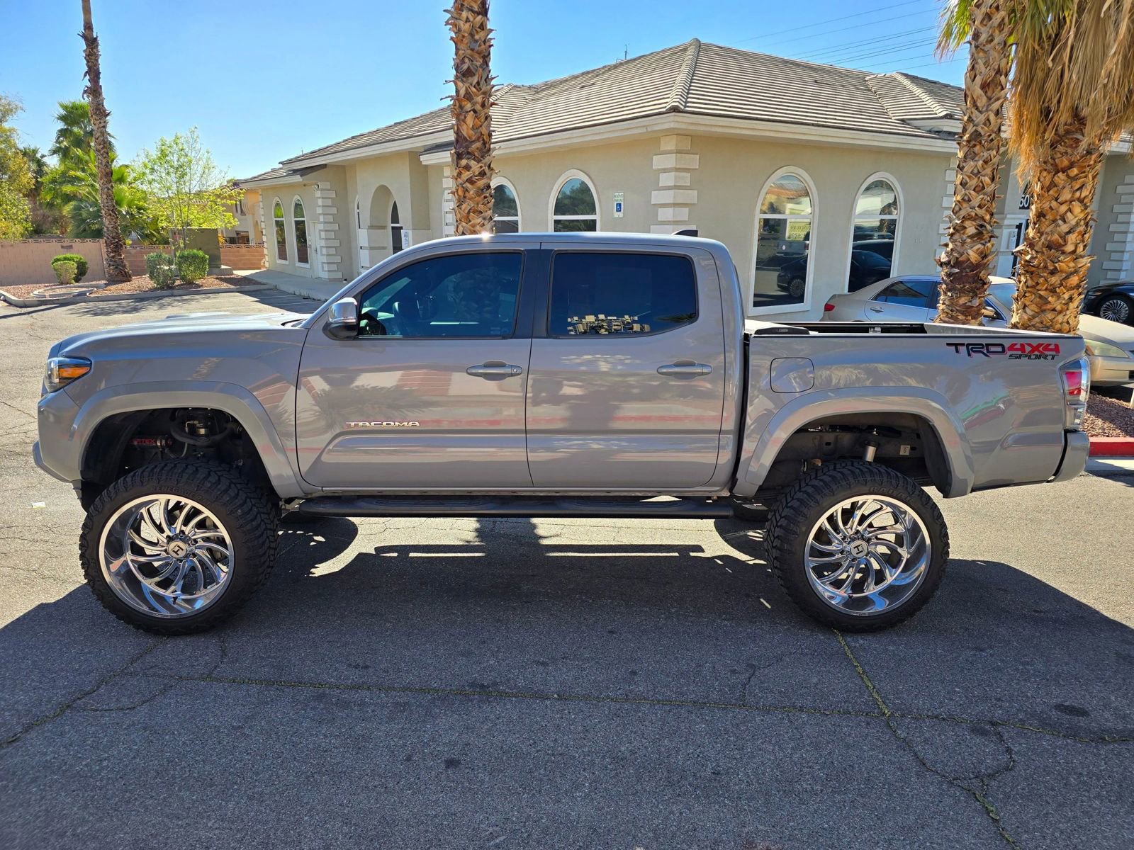 2020 Toyota Tacoma TRD Sport