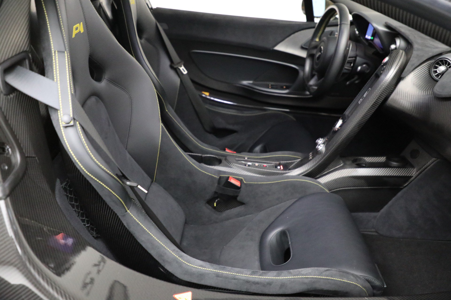 Used 2015 McLaren P1 photo 24