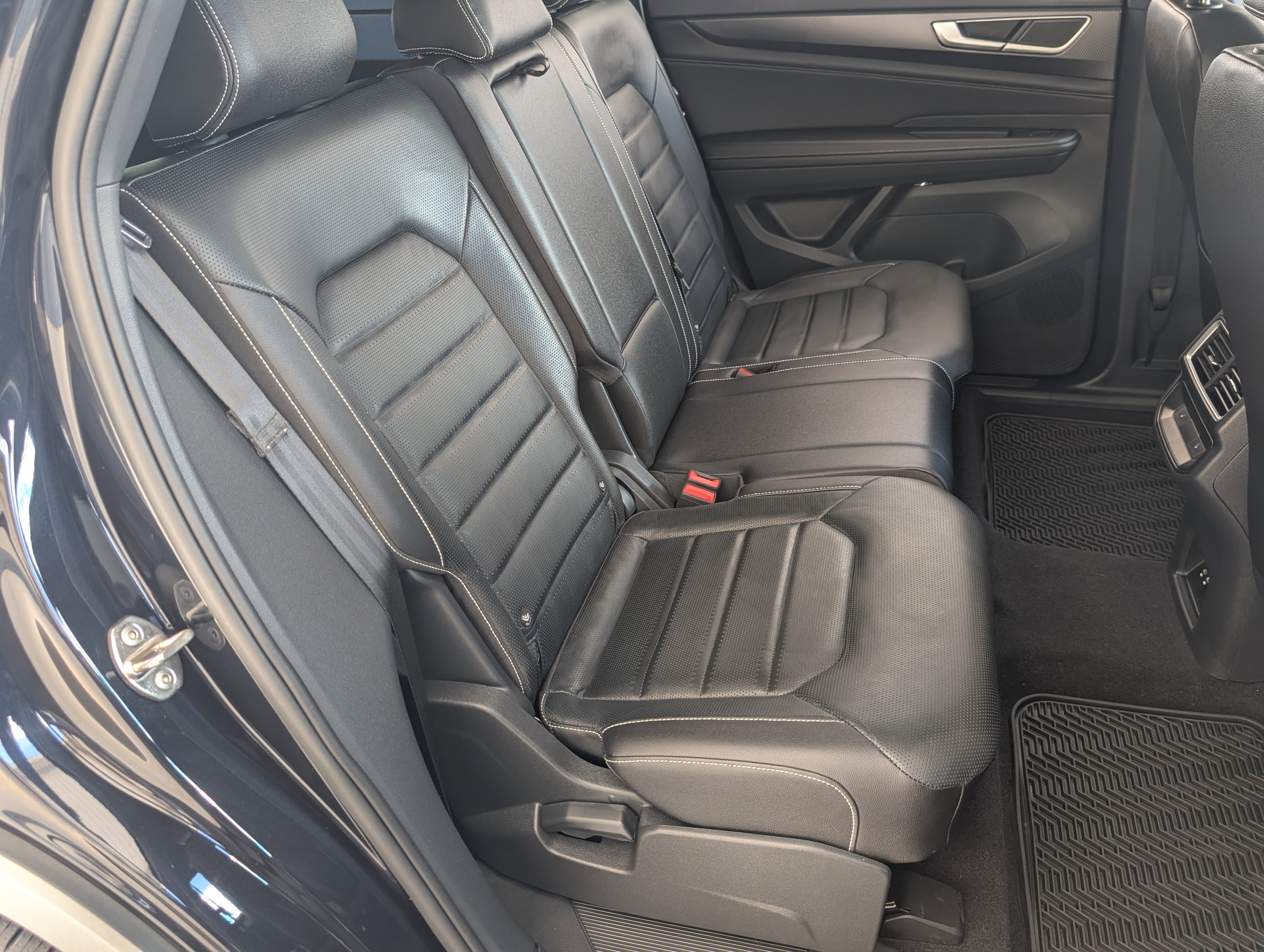 2025 Volkswagen Atlas Cross Sport SEL