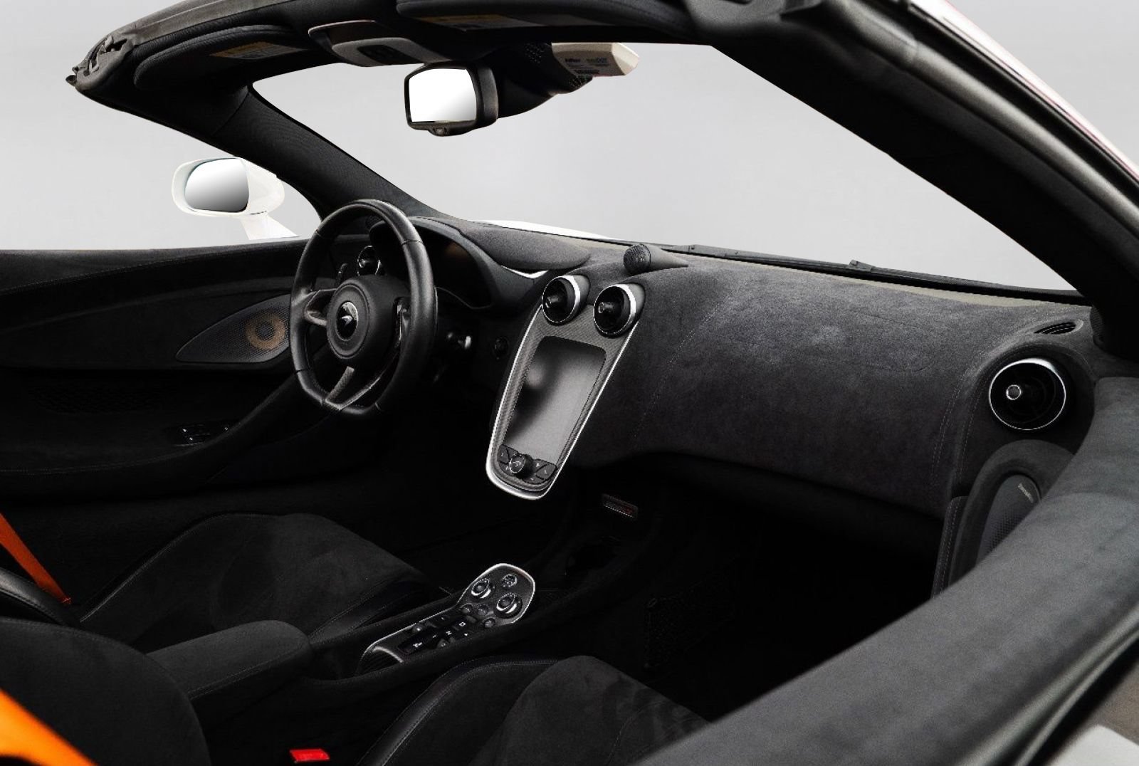 Used 2020 McLaren 600LT Spider photo 15