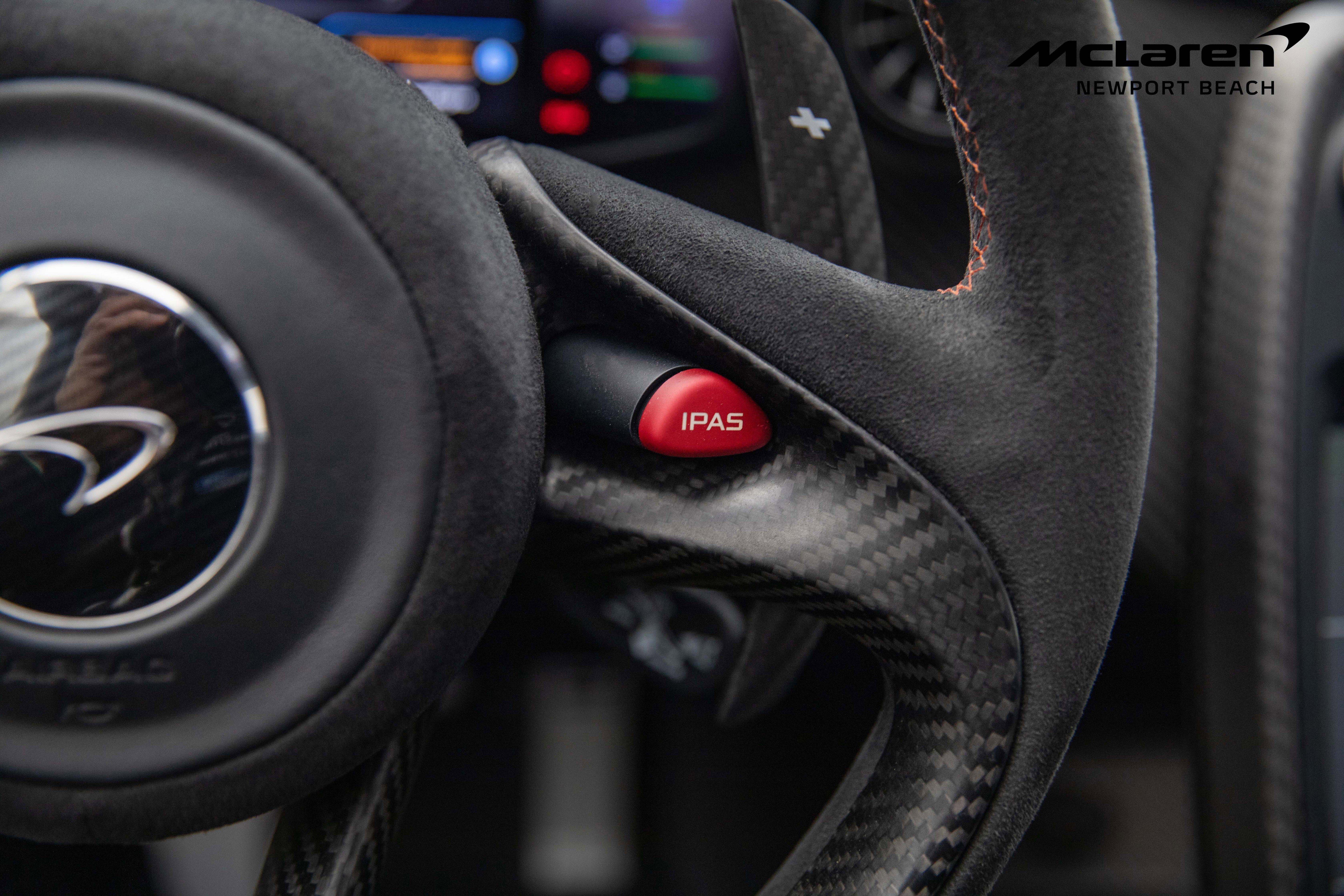 Used 2015 McLaren P1 photo 40