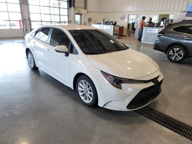 Used 2022 Toyota Corolla LE