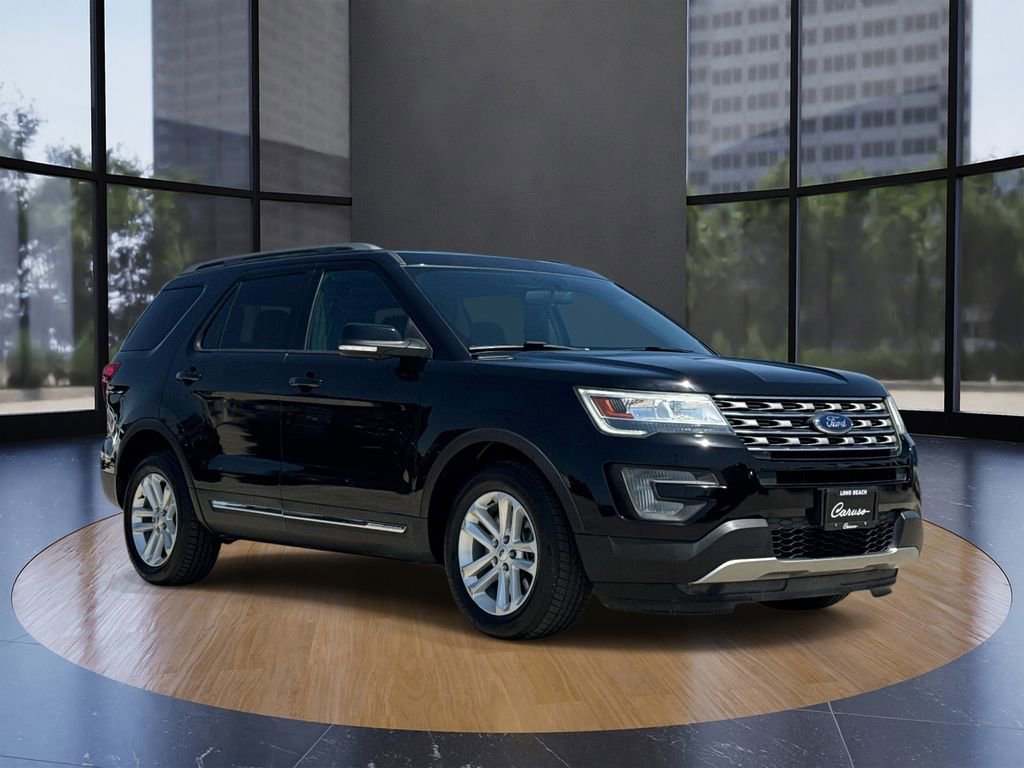 Used 2017 Ford Explorer XLT