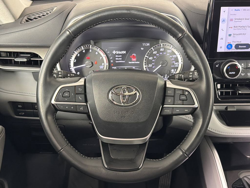 2023 Toyota Highlander XLE