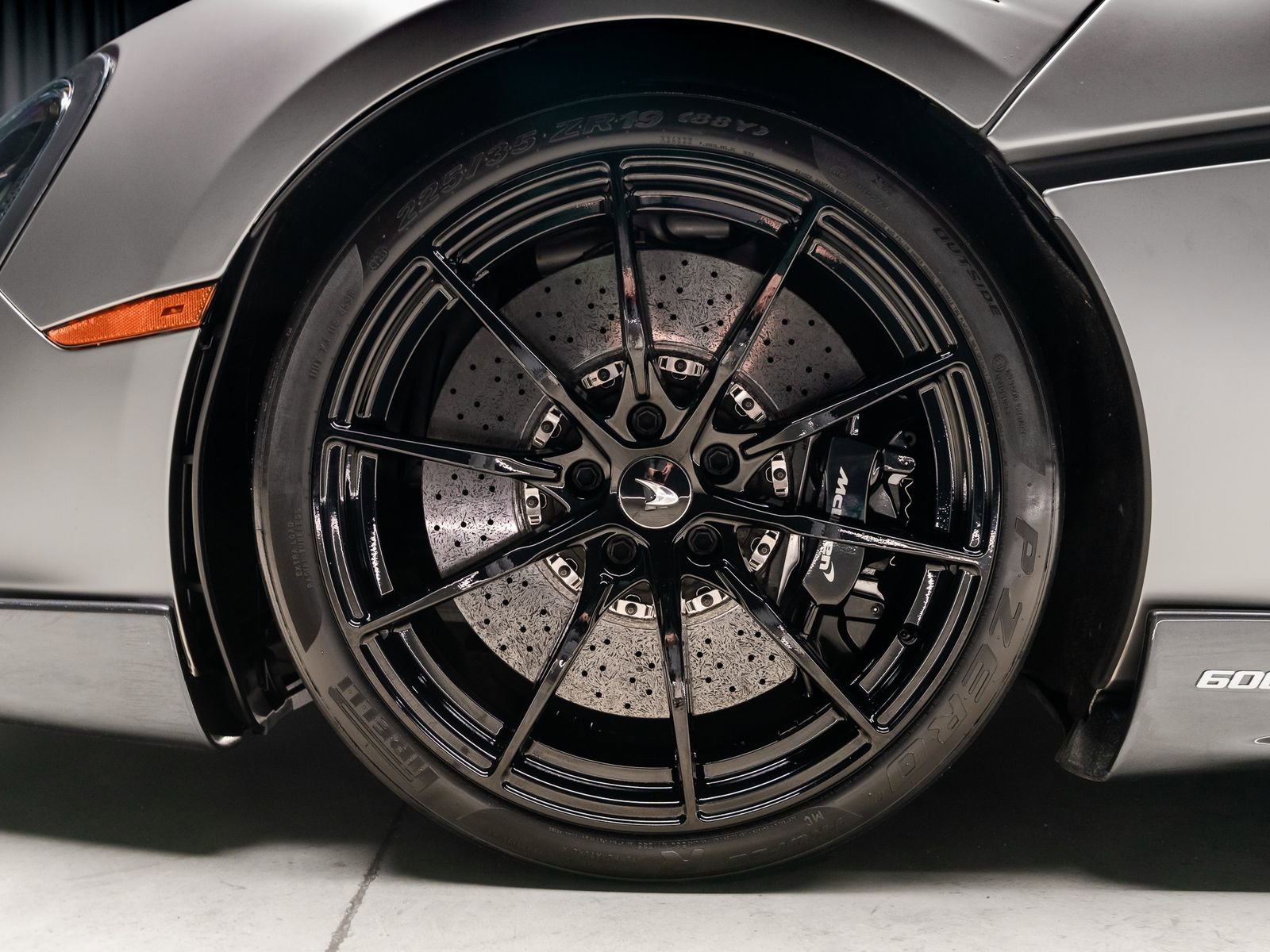 Used 2019 McLaren 600LT photo 22