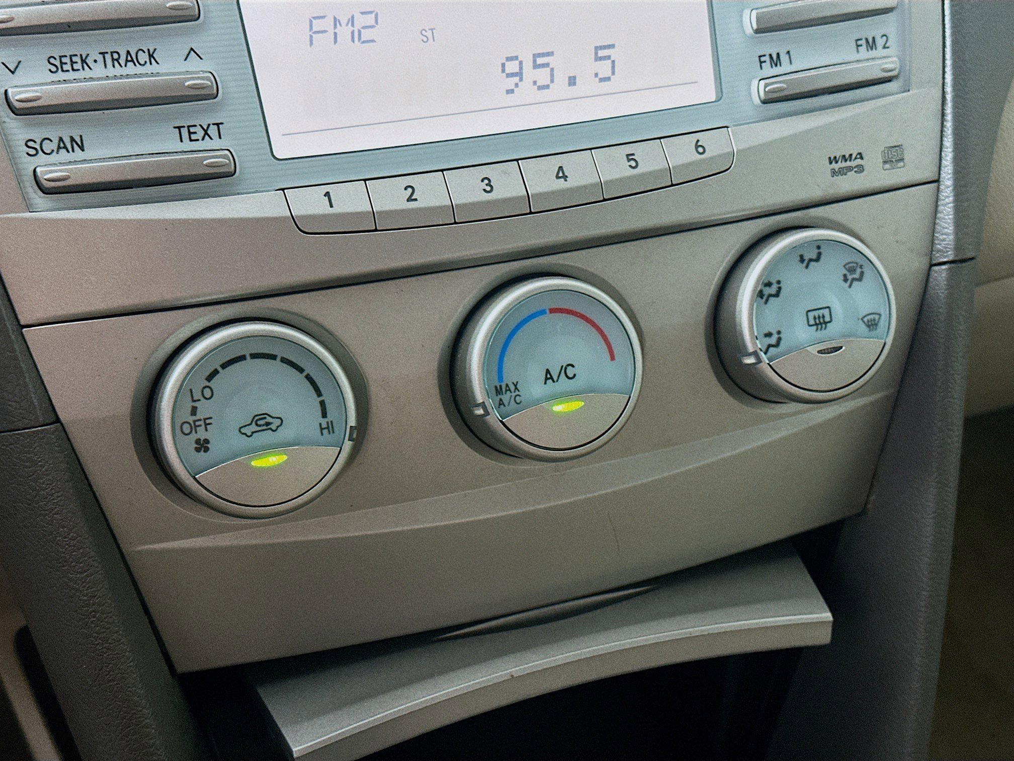 2009 Toyota Camry LE