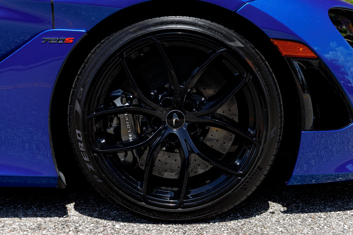 Used 2022 McLaren 720S Luxury photo 24