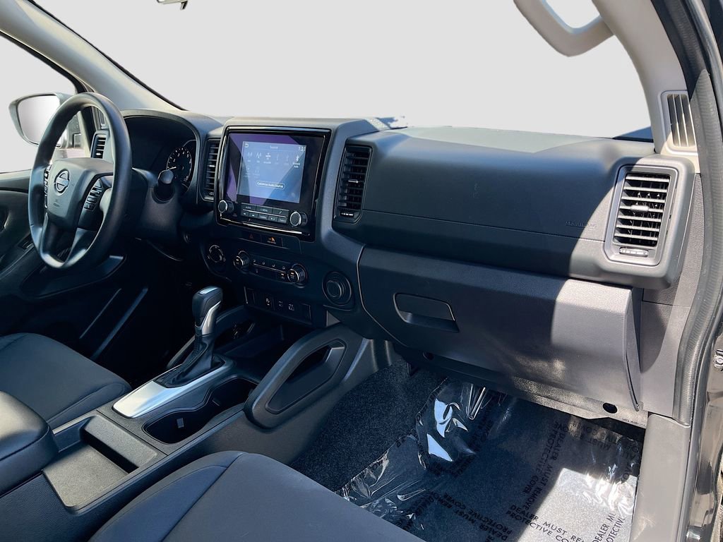 2023 Nissan Frontier S