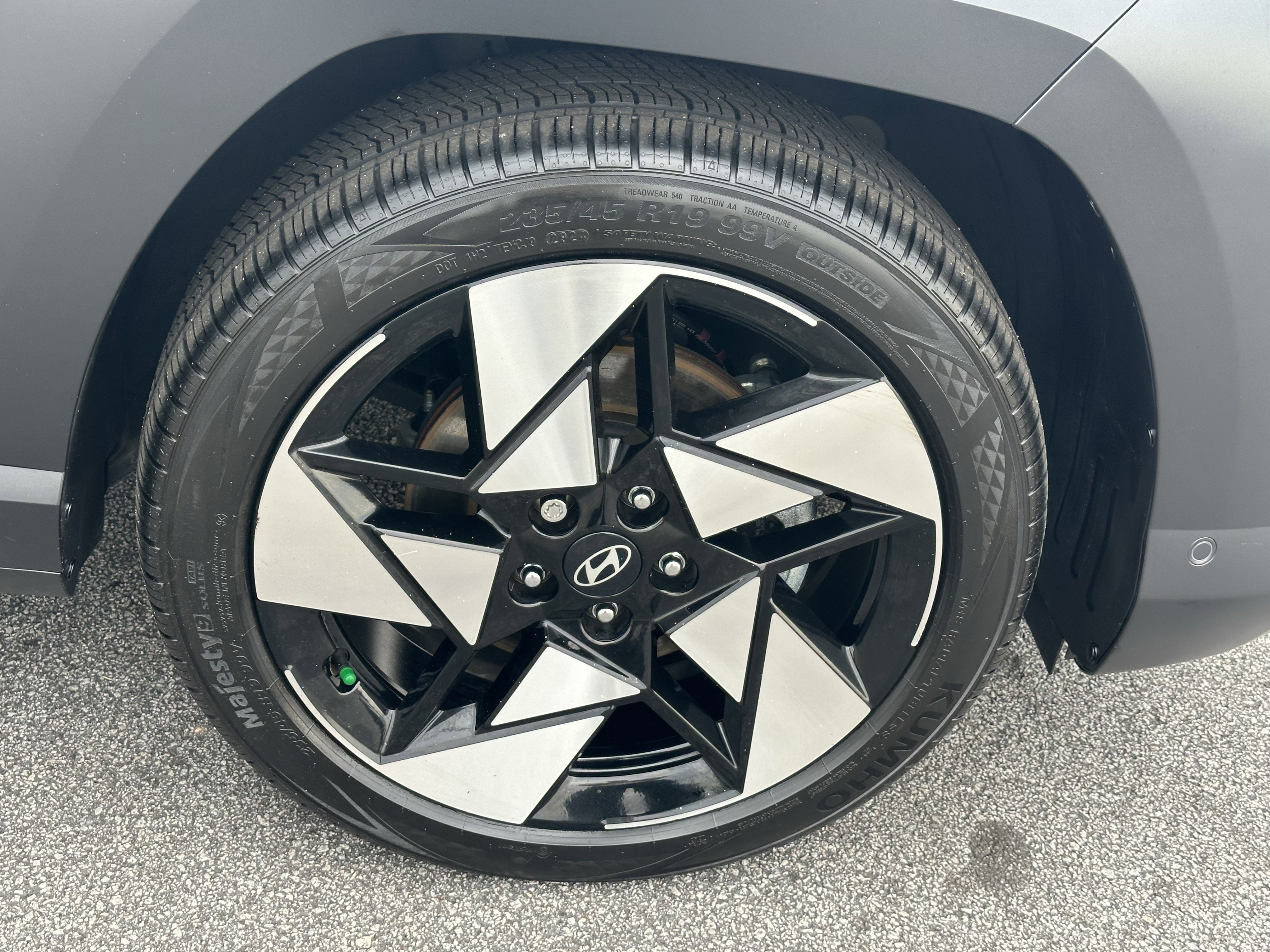 2025 Hyundai Kona Limited