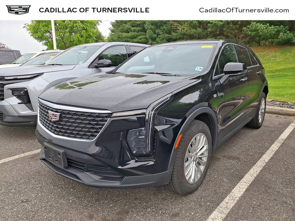 Used 2024 Cadillac XT4 Luxury w/ Cold Weather Package