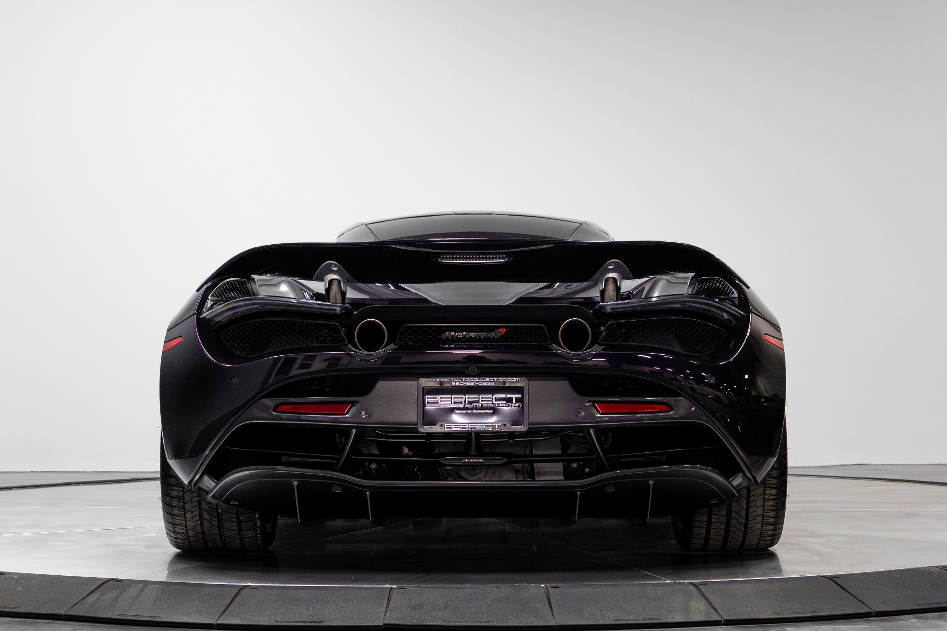 Used 2018 McLaren 720S Performance photo 36