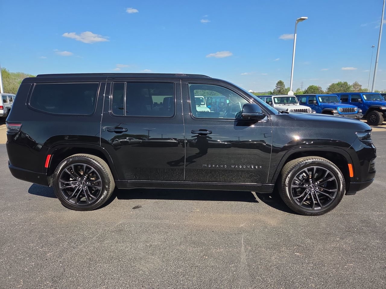 2024 Jeep Grand Wagoneer Series II