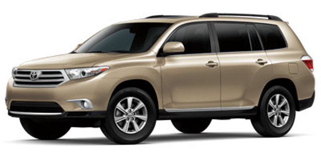 Used 2011 Toyota Highlander SE w/ Tow Pkg