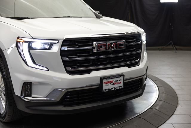 2024 GMC Acadia Elevation