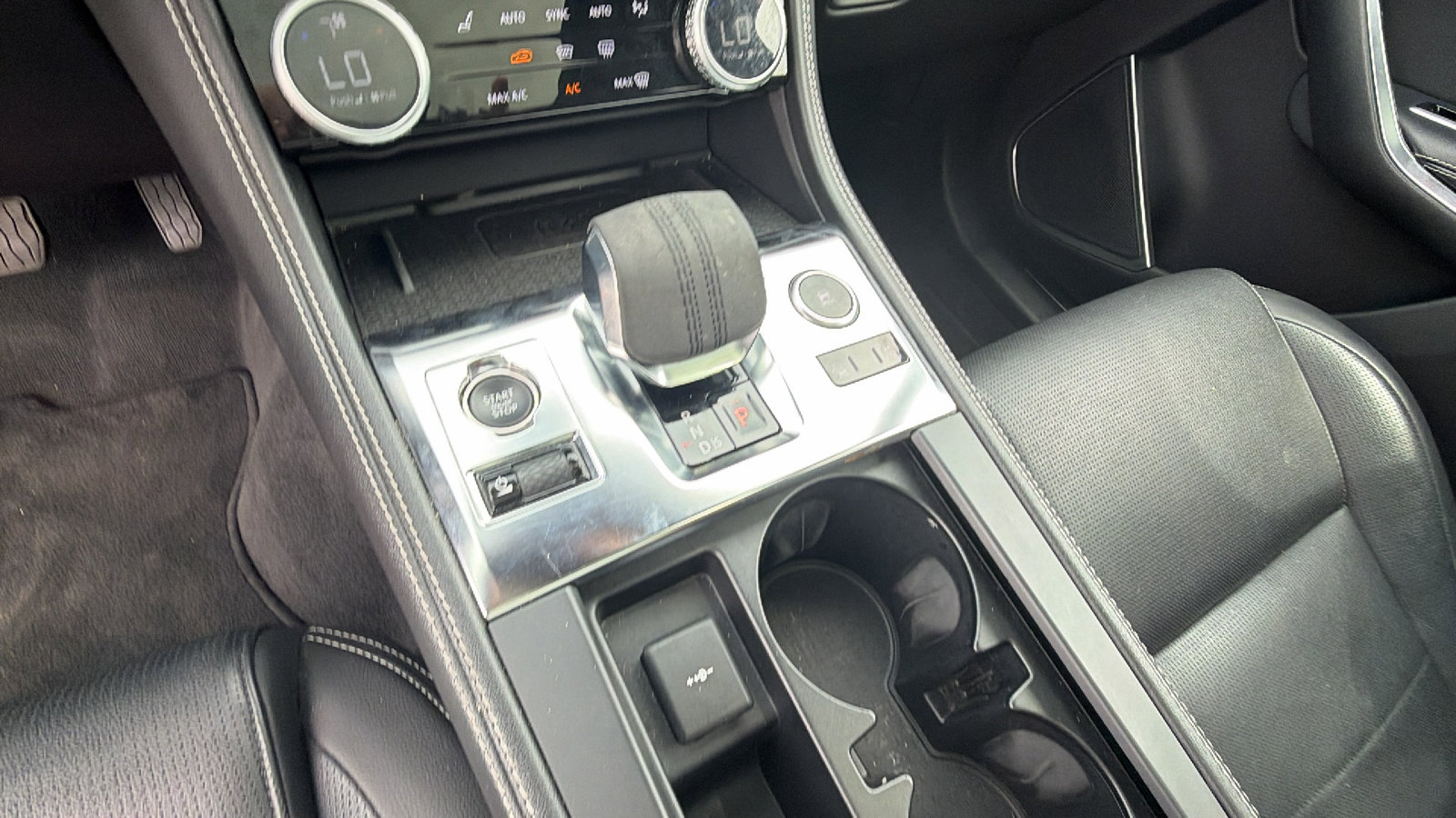 2024 Jaguar F-Pace R-Dynamic S