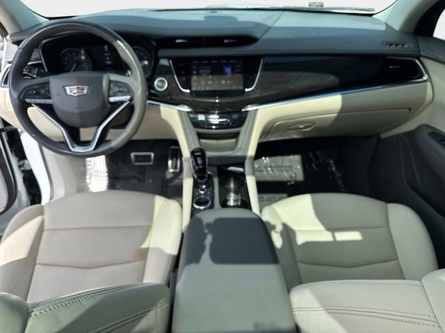 2022 Cadillac XT6 Premium Luxury