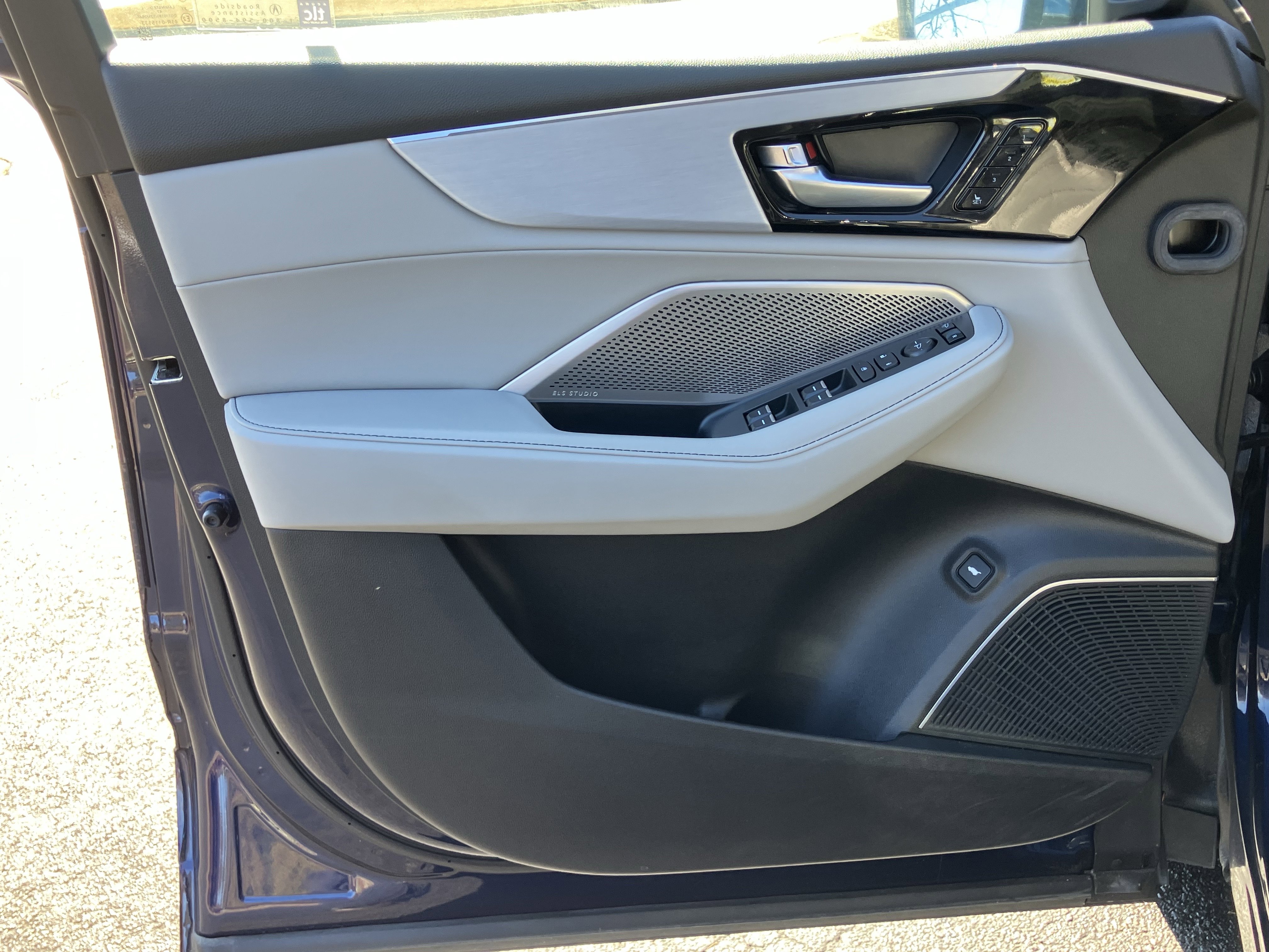 2023 Acura MDX FWD w/ Technology Package