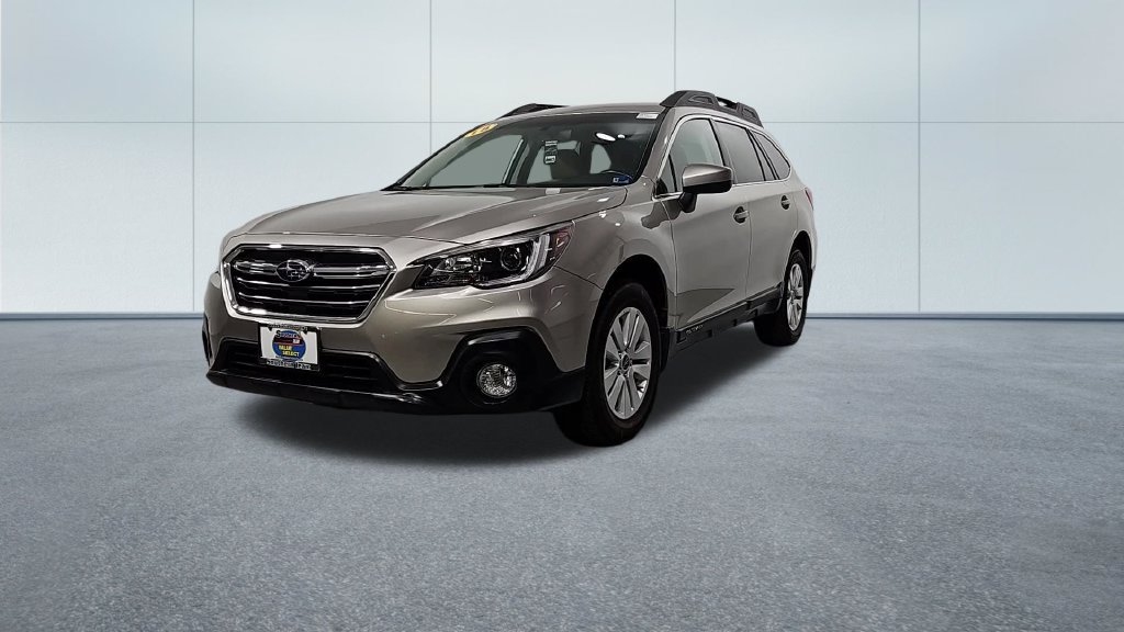 Used 2018 Subaru Outback 2.5i Premium w/ Popular Package #1
