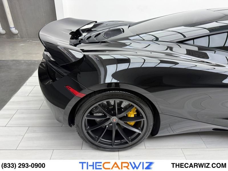 Used 2018 McLaren 720S Performance photo 30