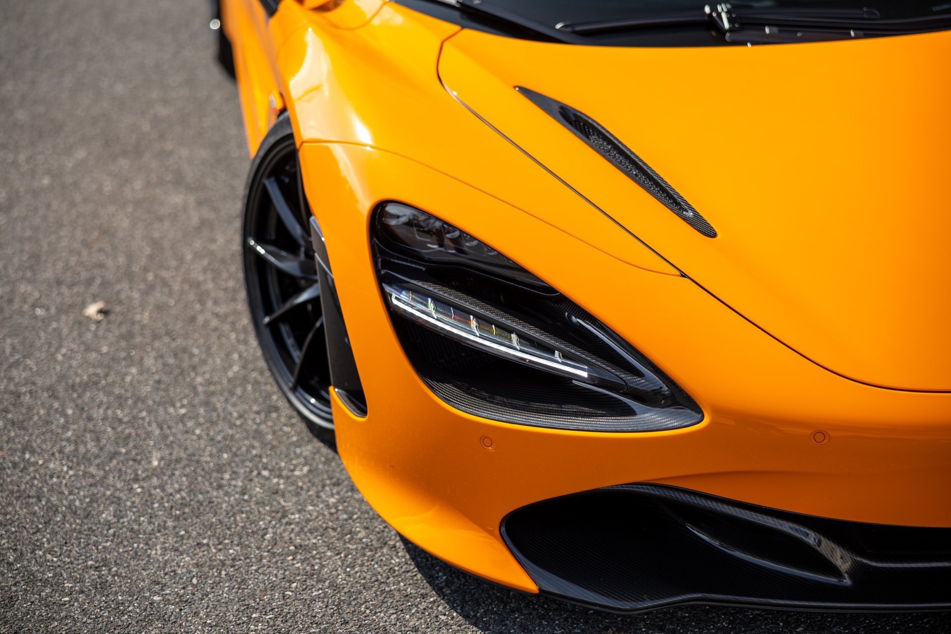 Used 2019 McLaren 720S photo 13