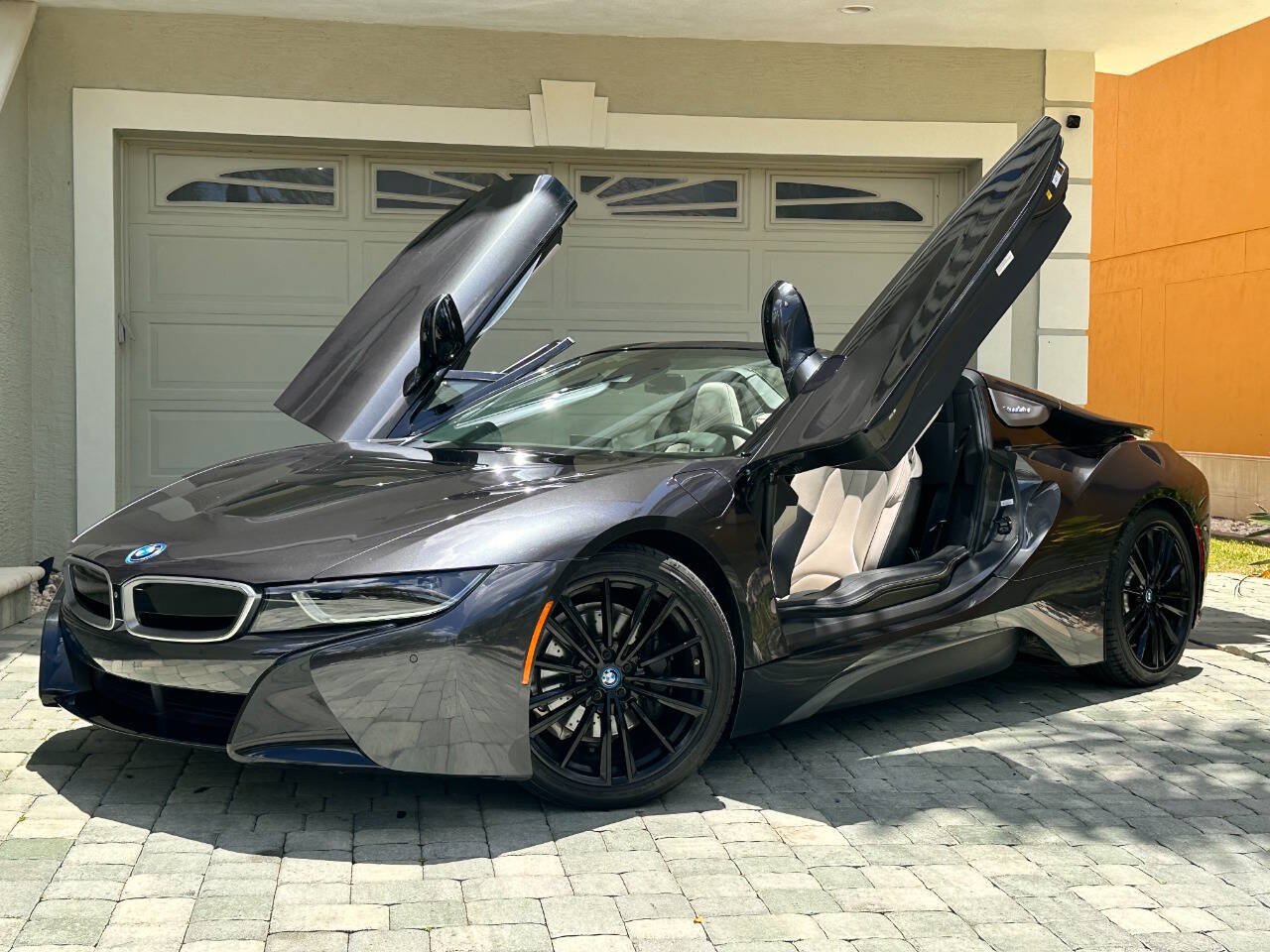 Used 2019 BMW i8 Roadster