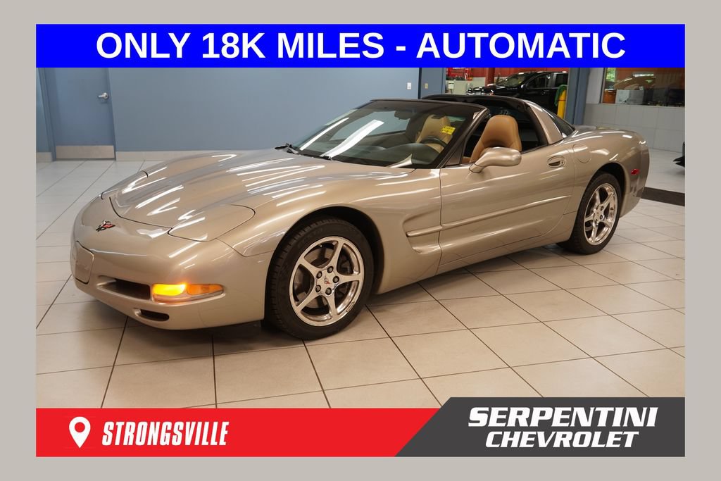 Used 2002 Chevrolet Corvette Coupe w/ Preferred Equipment Group1