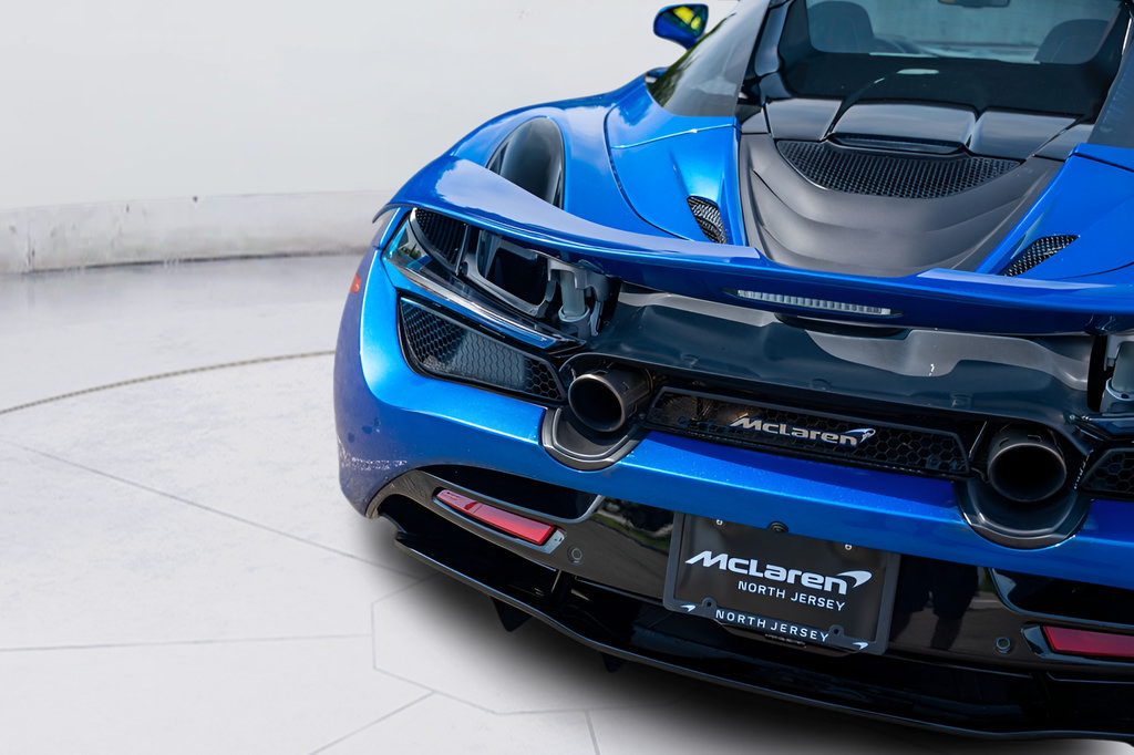 Used 2022 McLaren 720S Spider photo 32