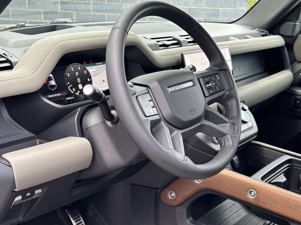 2023 Land Rover Defender 110 X
