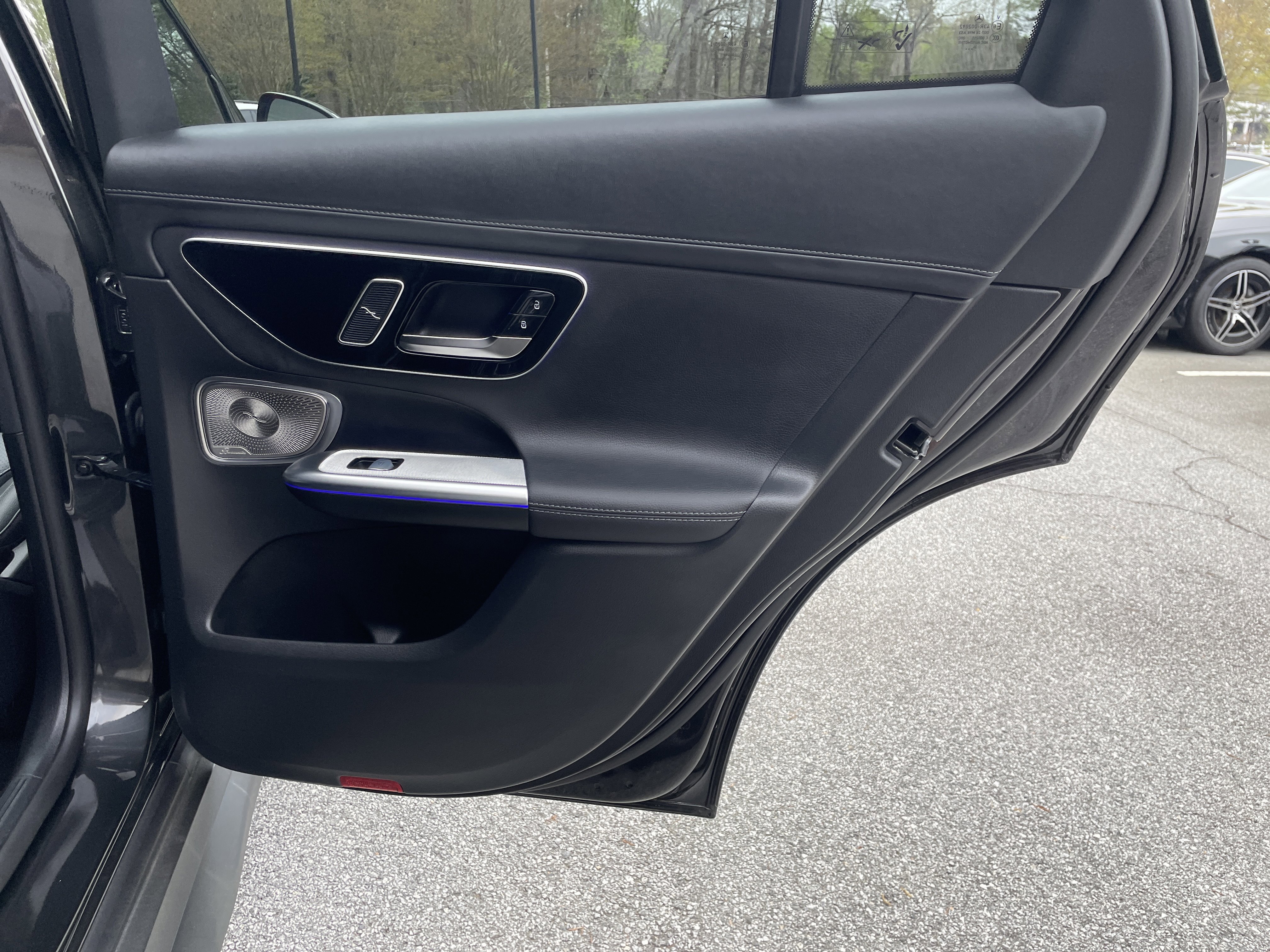 2025 Mercedes-Benz GLC 300