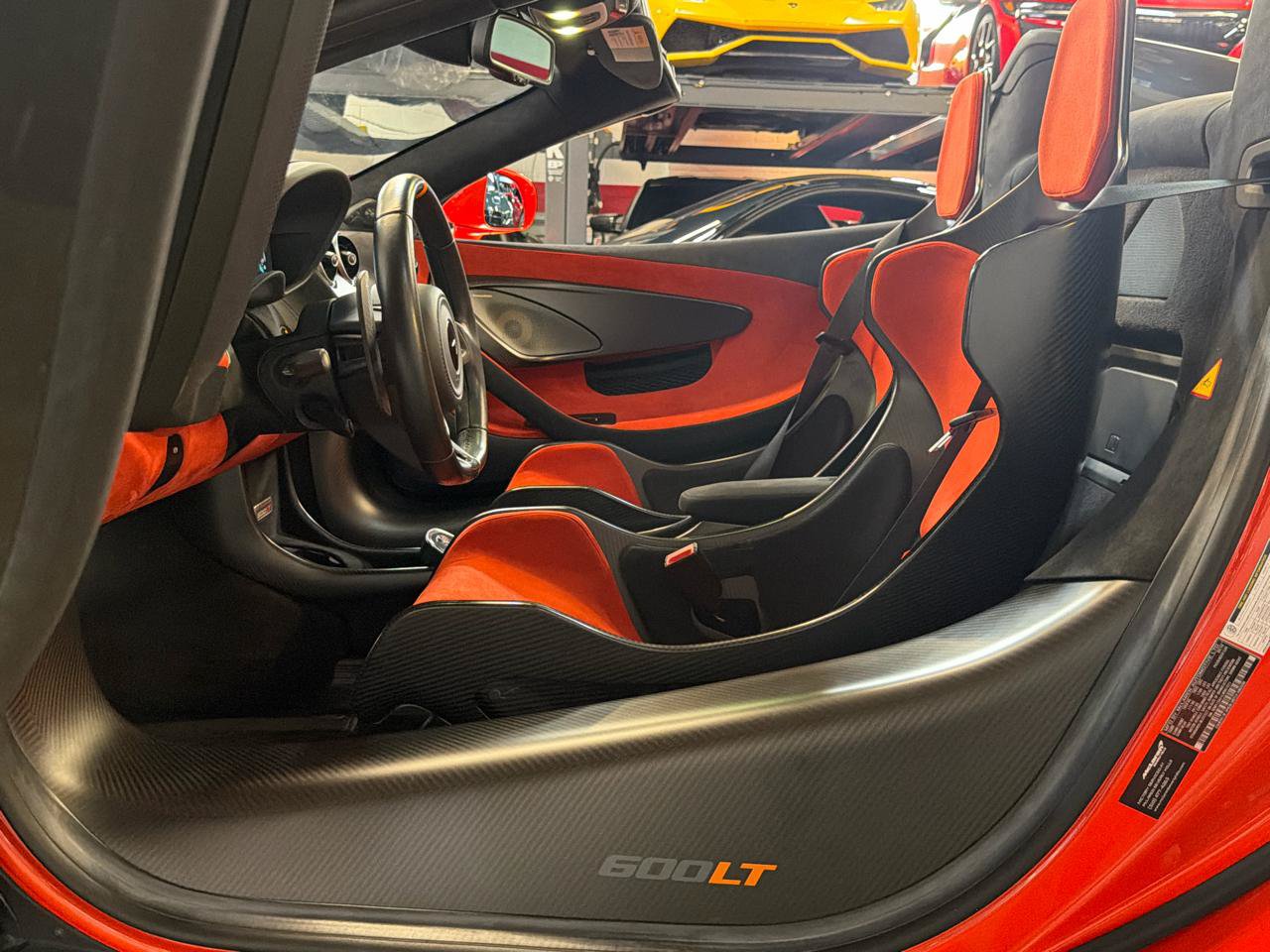 Used 2020 McLaren 600LT Spider photo 17