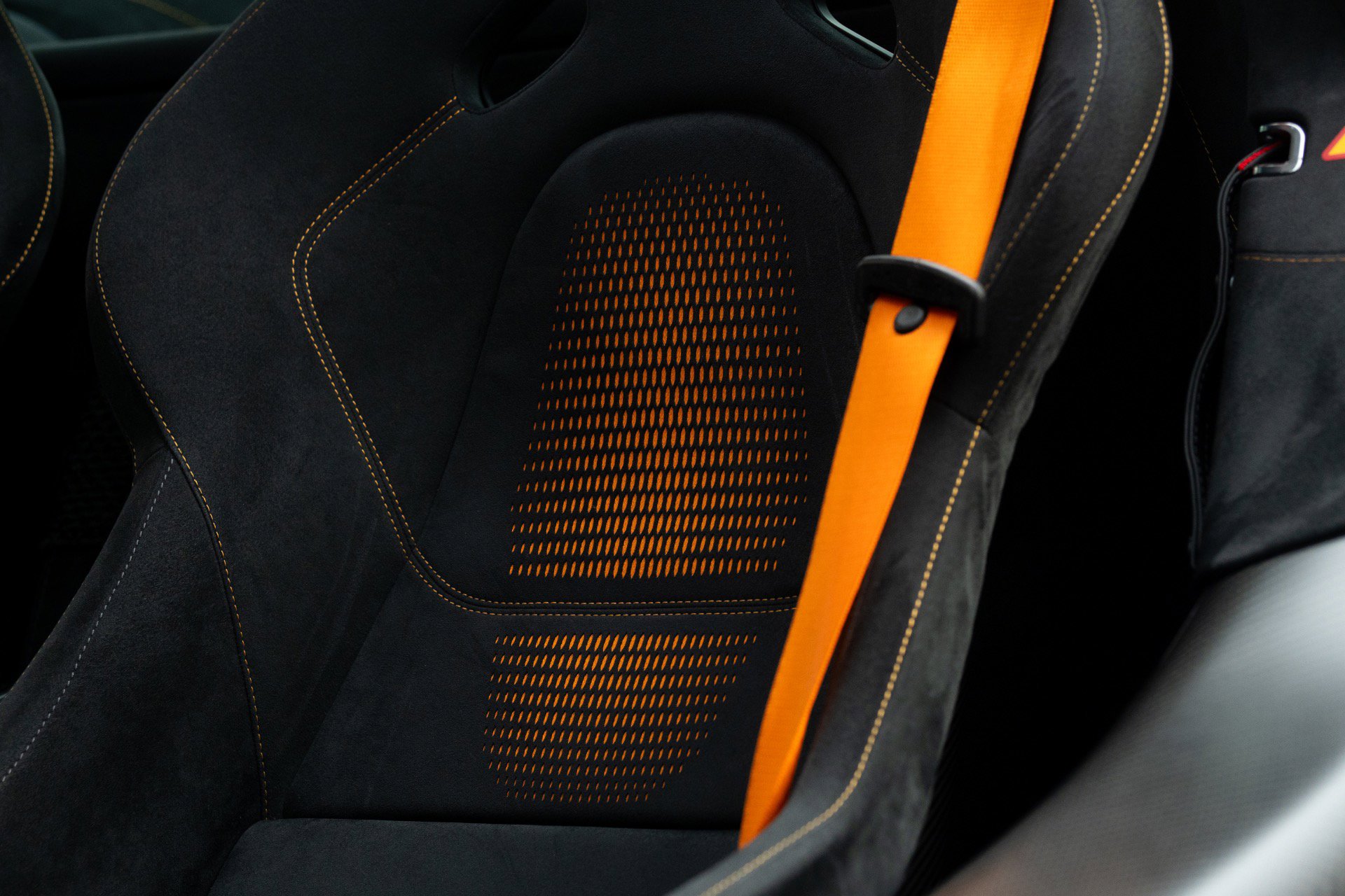 Used 2021 McLaren 765LT photo 6