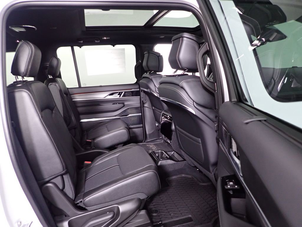 2026 Jeep Grand Wagoneer Summit