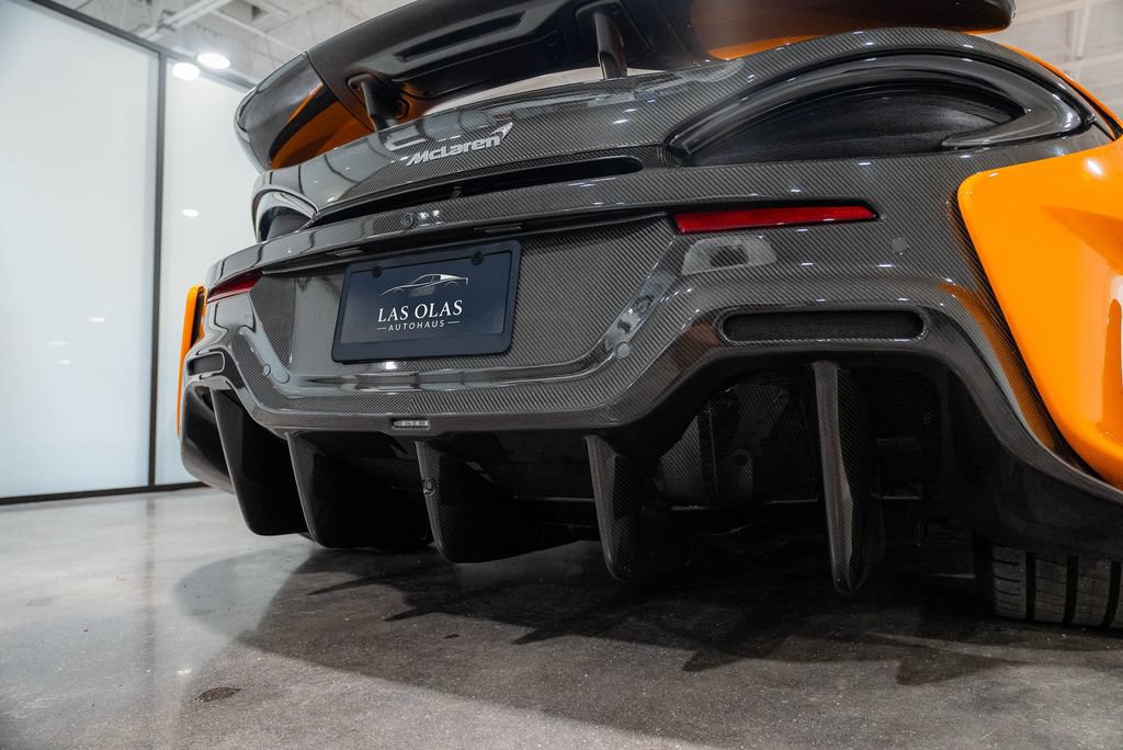 Used 2019 McLaren 600LT photo 35