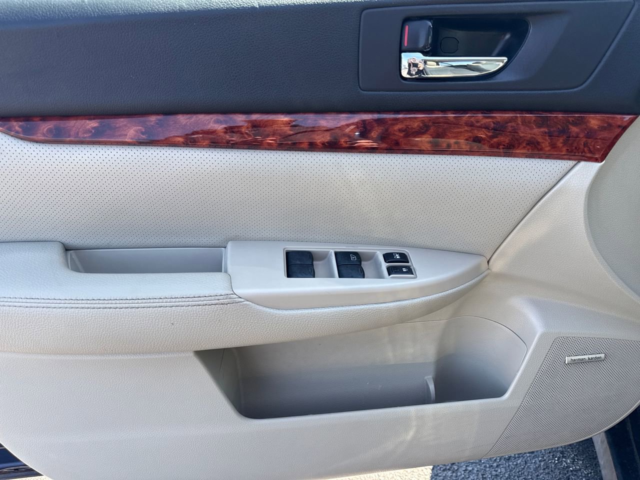 2010 Subaru Outback 2.5i Limited